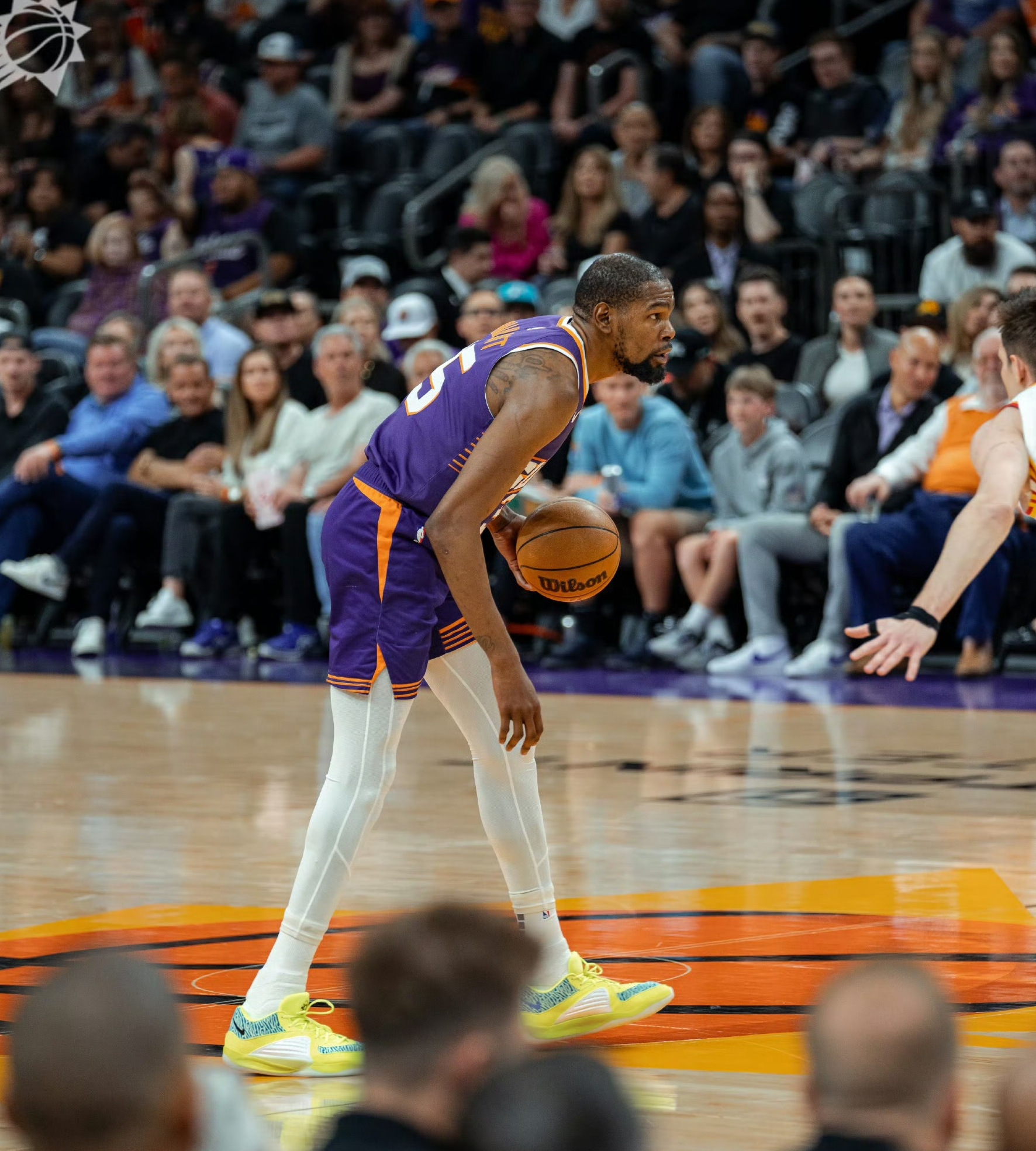 包含NBA总决赛赛前走向成谜，亚特兰大扳平良机，赛场秩序良好，官宣口径保持一致的词条